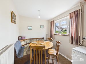 Kitchen/Dining Room- click for photo gallery